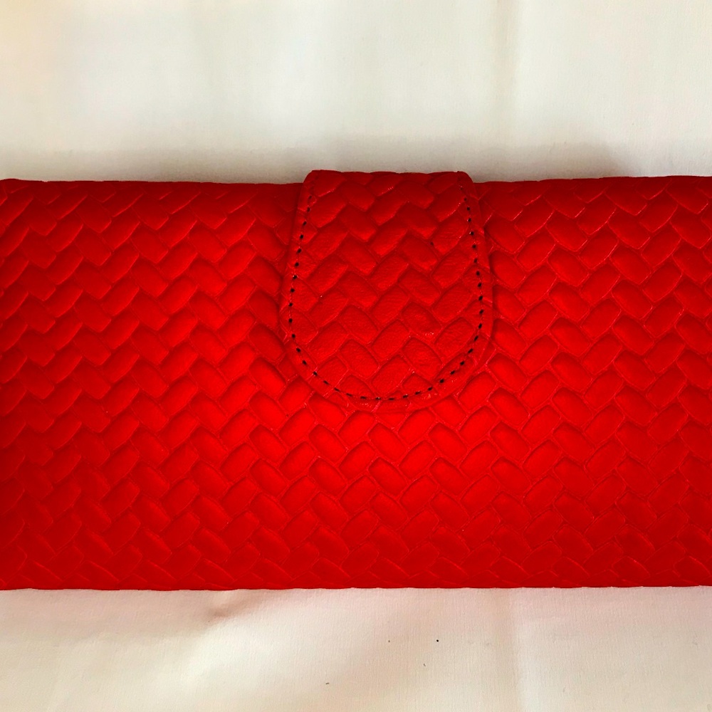 Women’s leather wallet